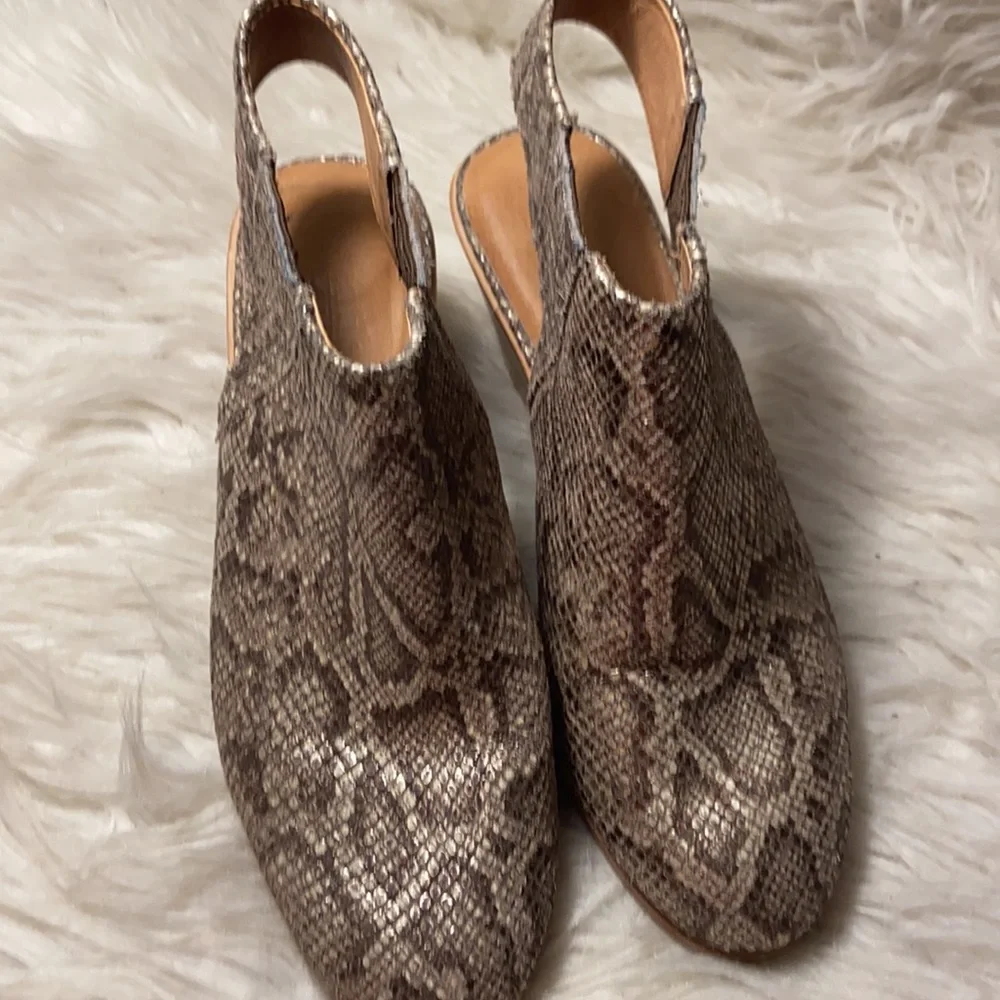 Gentle Souls Harlie Slingback snake print Shoes
